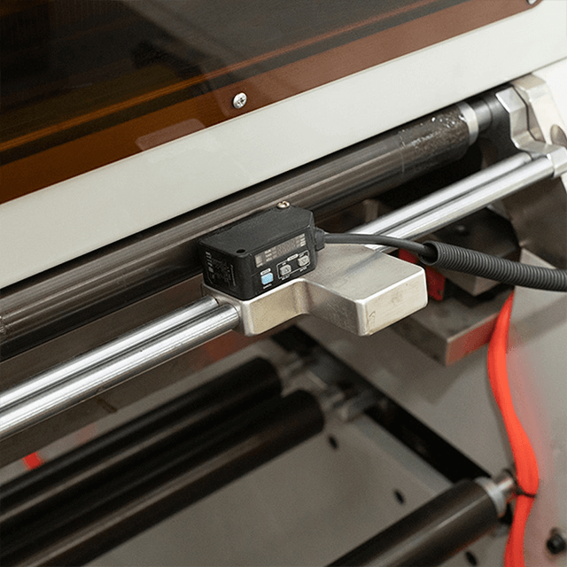 Máquina troqueladora rotativa de etiquetas autoadhesivas semi/completa